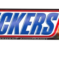 Батончик SNICKERS шоколадный с лесным орехом 81 г