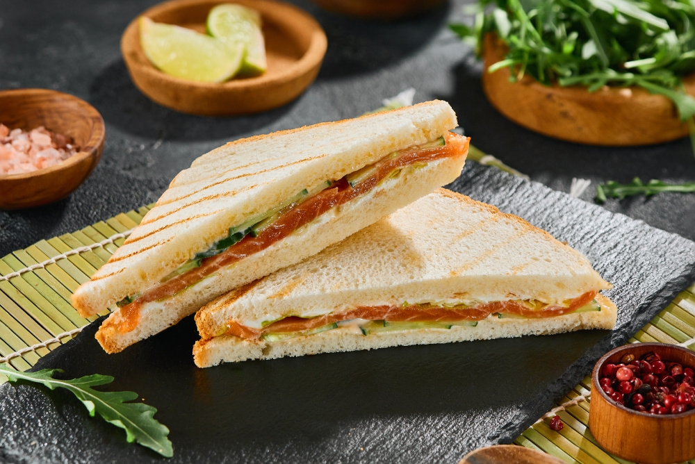 Сэндвич с лососем зам. Йорк фреш