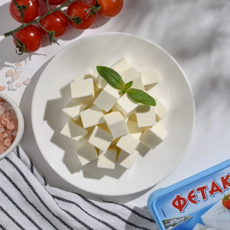 Продукт сырный плавленый HOCHLAND Продукт сырный плавленый HOCHLAND "Фетакса" 200 г 60%