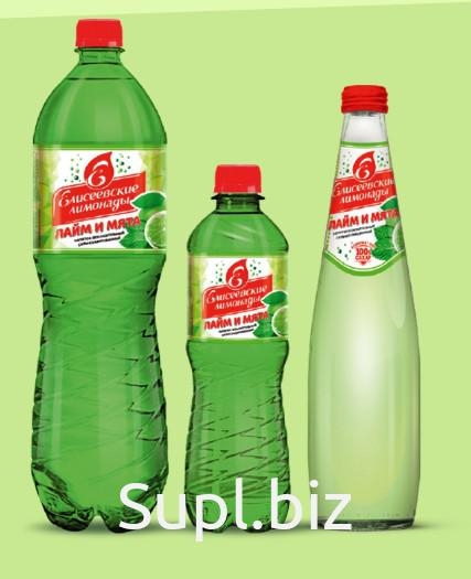 Напиток ЕЛИСЕЕВСКИЕ ЛИМОНАДЫ Напиток ЕЛИСЕЕВСКИЕ ЛИМОНАДЫ "Лайм и мята" сильногазированный 1.5 л